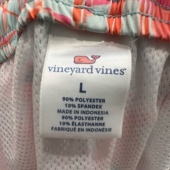 Vineyard Vines Men’s Swim Trunks Size L - Picture 7 of 7